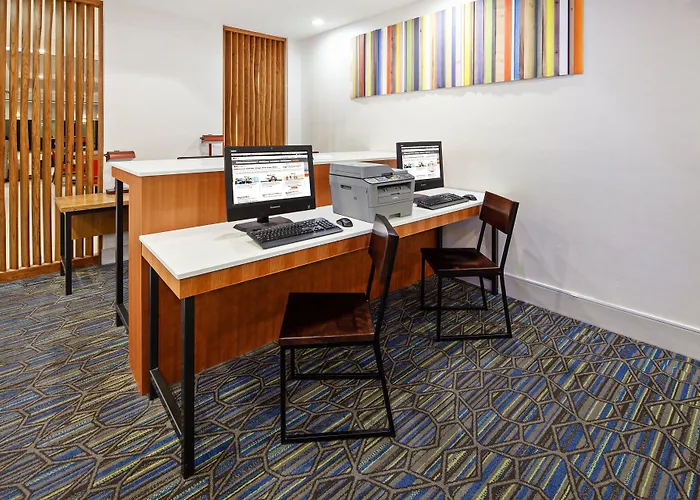 Holiday Inn Express & Suites Clovis Fresno Area By Ihg